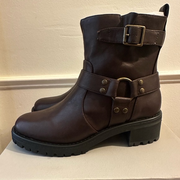 Kenneth Cole Boot - Picture 5 of 6